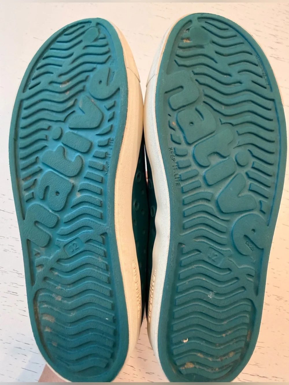 Native Jefferson Sugarlite Teal Slip-On Shoes with White Toe Caps, J2